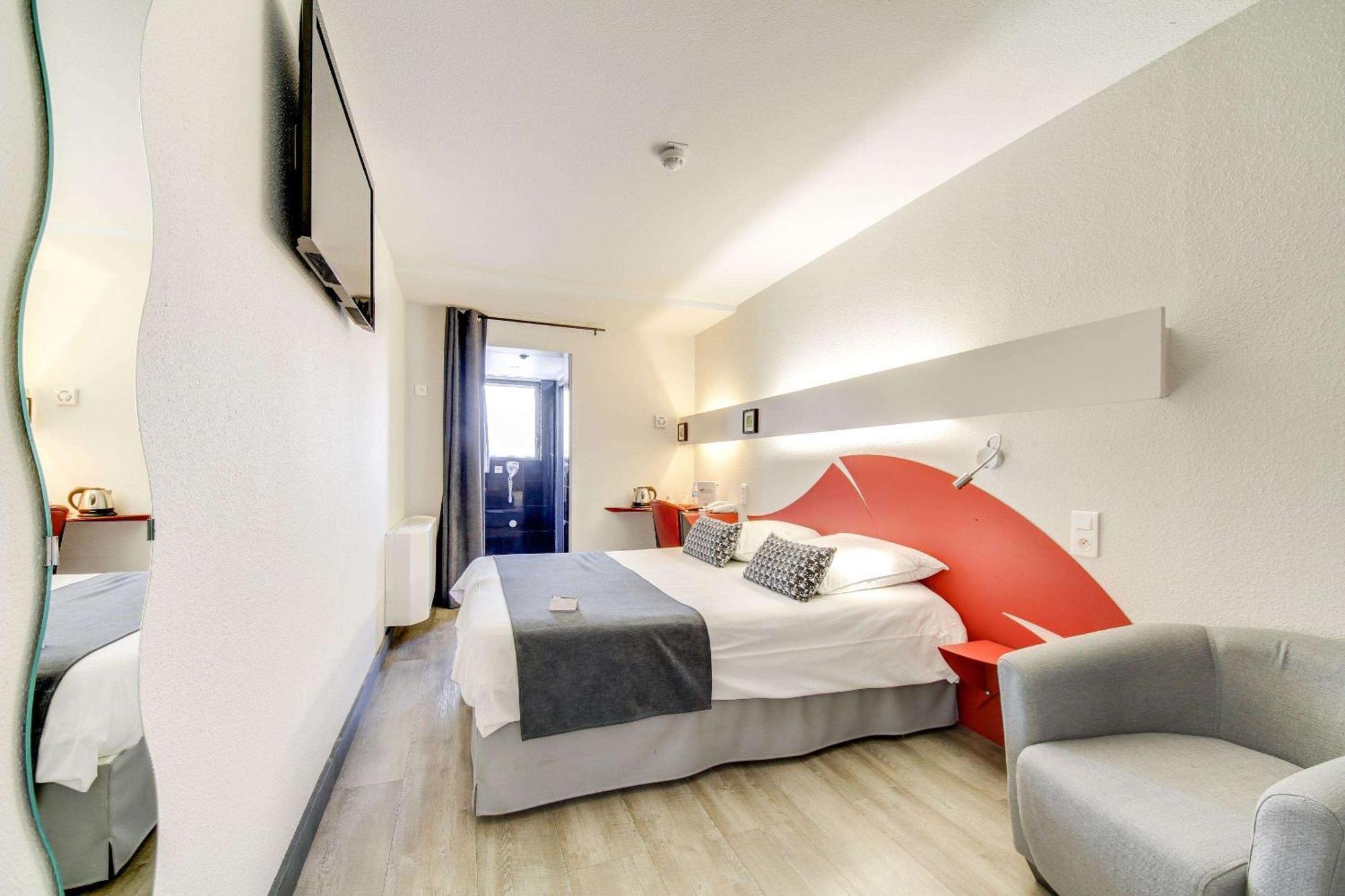 Brit Hotel Porte d'Espagne Perpignan Buitenkant foto