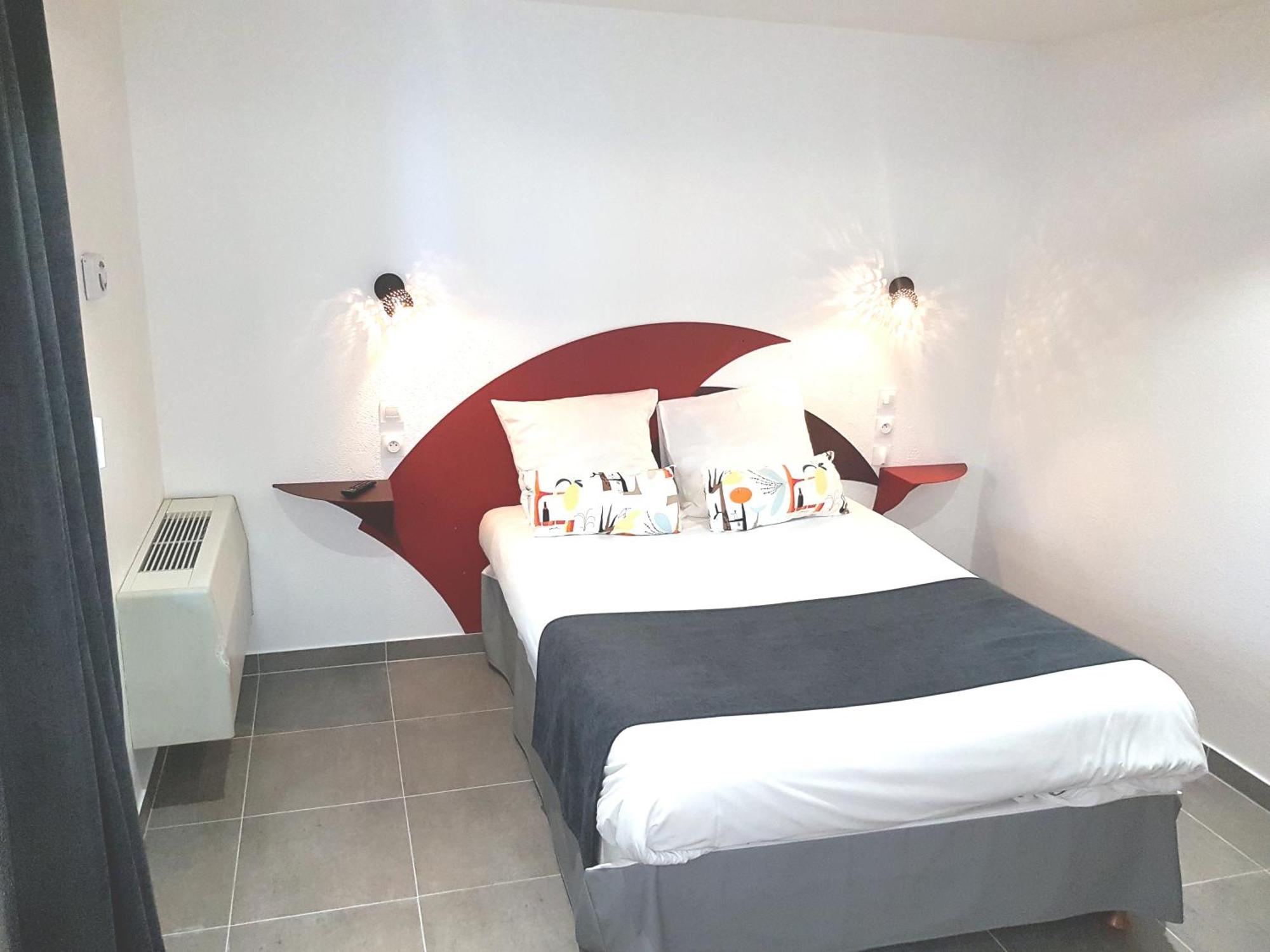 Brit Hotel Porte d'Espagne Perpignan Buitenkant foto