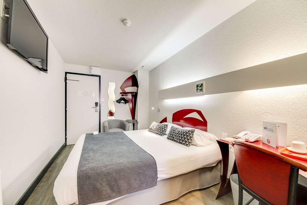 Brit Hotel Porte d'Espagne Perpignan Kamer foto